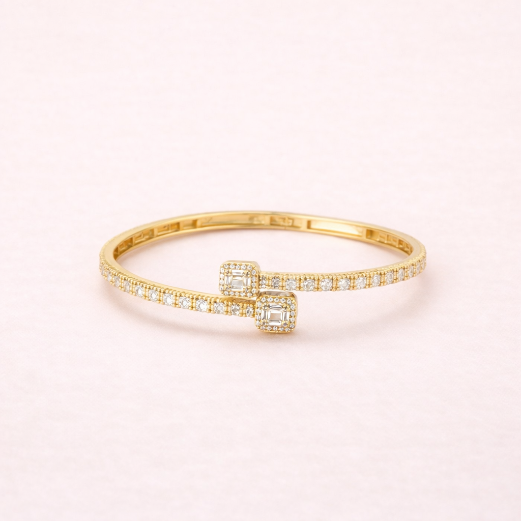 NS Baguette Moissanite Bangle