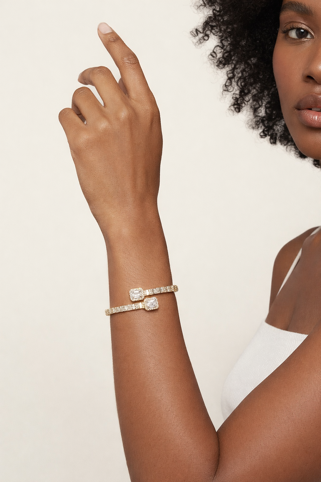 NS Baguette Moissanite Bangle