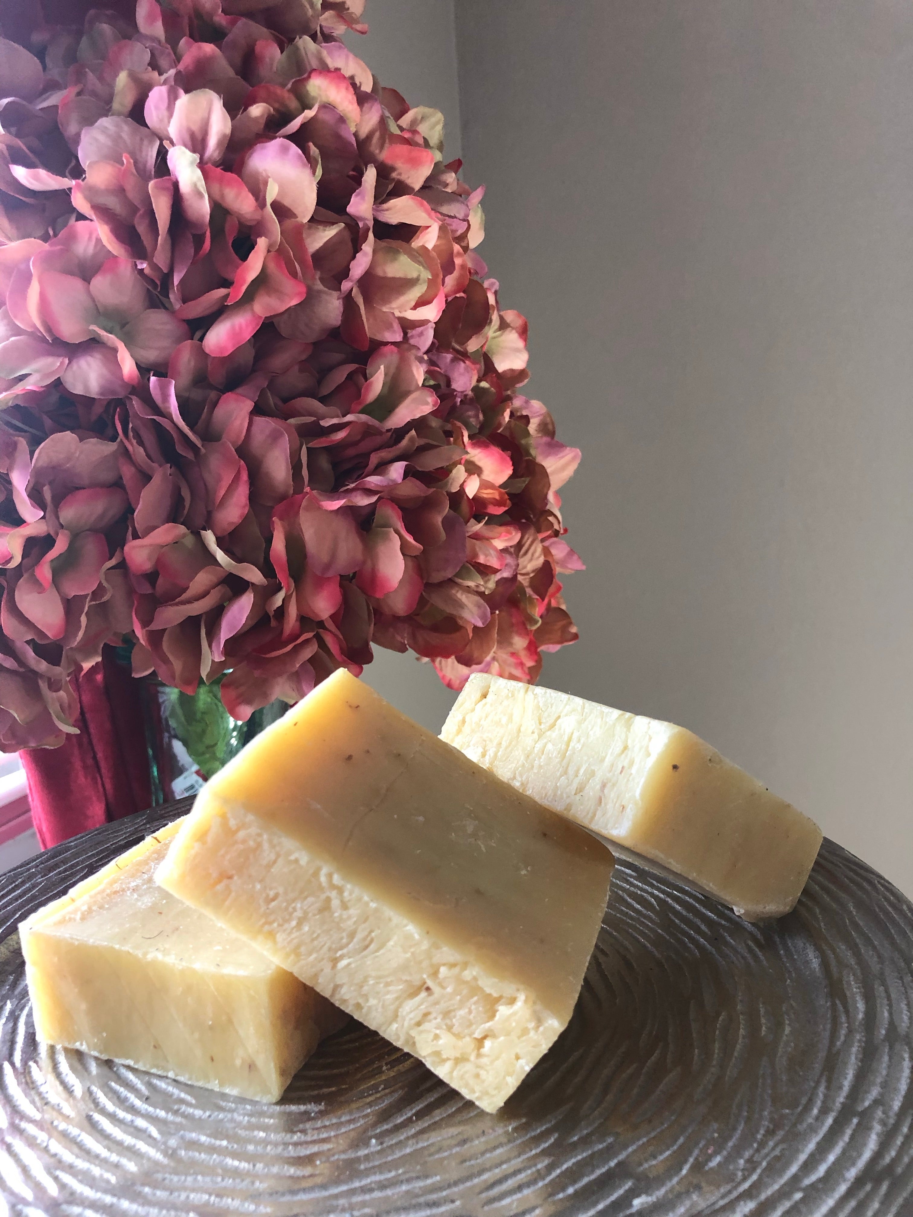 Soap Lemongrass Moisture Facial Body Bar (SOAP)